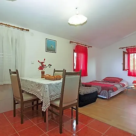 1665 Hotel